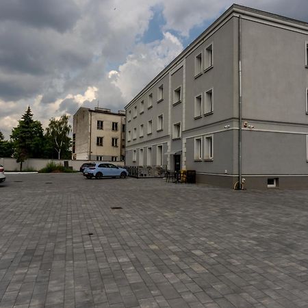 Sleep&Fly Okecie Warsaw Airport Bed and Breakfast Exteriör bild
